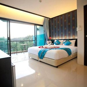 Kata Green Beach Hotel